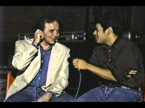 Joan Manuel Serrat en entrevista con John Harold Davila. 1995