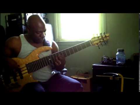 Anthony Lucas Bass solo mov