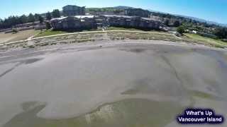 preview picture of video 'Parksville Beach from flying camera'