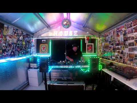 Monday Night House Mix 12 January 2026       mixdbyhowie