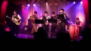 La Cour Suprême au Lion D'Or