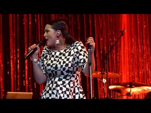 Caro Emerald - Excuse My French live Manchester Phones 4U Arena 23-10-14