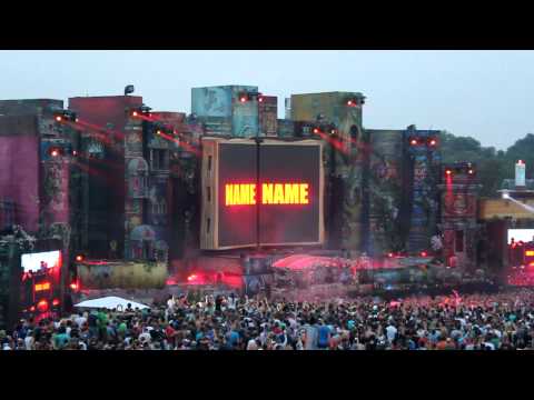Tomorrowland 2012 Mainstage Skrillex intro