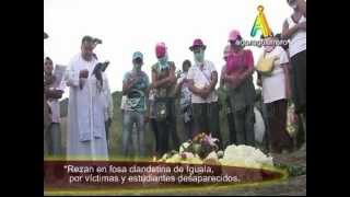 preview picture of video 'Rezan en fosa clandestina en Iguala'