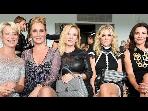 Very Shocking News!!😭RHONY Star BANNED from SoulCycle for Making Out During Class?!"