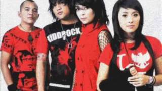 Download lagu KOTAK BAND - hilang mp3