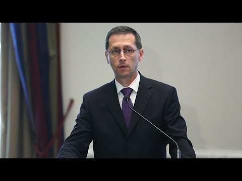 Varga Mihály , az ITK Holding Zrt. és az EvoBus Hungária...