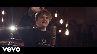 Hold Me While You Wait (1 Mic 1 Take / Live from Capitol Studios Hollywood, 2019) Hold Me While You Wait (1 Mic 1 Take / Live from Capitol Studios Hollywood, 2019)