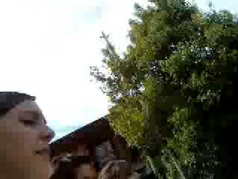 Chiste cien pies (un cago d  risa)