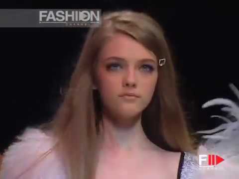 "Dolce&Gabbana" Fashion Show Pret a Porter Women Autumn Winter 2005 2006 Milan 5 of 5