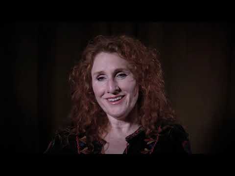 2019 Distinguished Alumni Awardee - Laura Claycomb '86