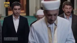 وادي الذئاب الجزء التاسع hd موت بابا عمر في المسجد مشهد مؤثر