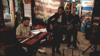 Nell Maynard & the Ampersands - Meet Me In Love (Original) (Live)