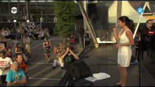 Nikki Yanofsky - &quot;On the Sunny Side of the Street&quot; (North Sea Jazz 2010)