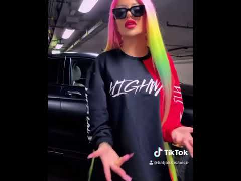 Katja Krasavice & Elif Highway Hörprobe