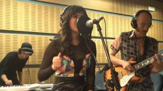 Pedrina y Río en 'Abierto hasta las 2': "Enamorada"