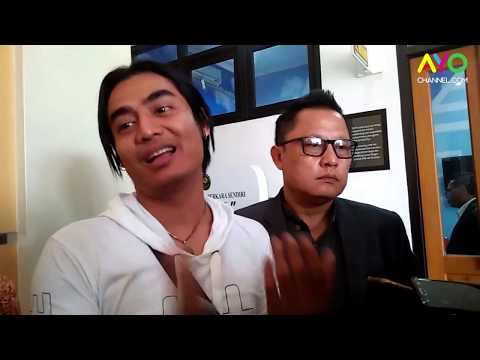 Mediasi Sukses, Charly Van Houten dan Regina Batal Cerai