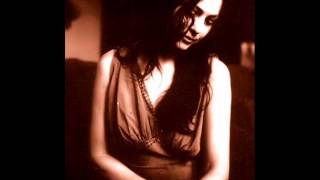 Lisa Germano, "The darkest night of all" (live)