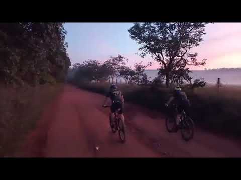 Inicio da trilha, voltinha de Caturaí GO.