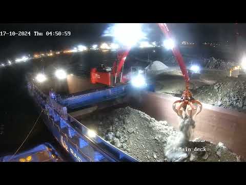 Raduga Shipping loading stones for Fincosit in Piombino 17.10.2024_3