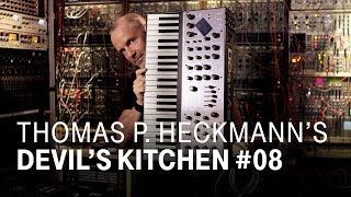 Video thumbnail for SYNTON SYRINX PRESENTED BY THOMAS P. HECKMANN by Telekom Electronic Beats TV