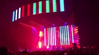 Noel Gallagher - (I Wanna Live In a Dream In My) Record Machine (Liverpool Echo Arena 2016)