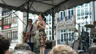 Imelda May, Vitoria Gasteiz &quot;Sneaky freak&quot; 25/06/10