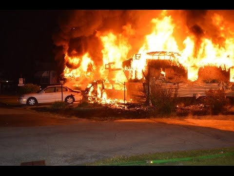 Bellevue FD 2nd Alarm Trailer Fire - 63 Carefree Ln