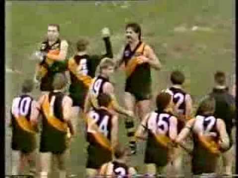 The Tigers Celebrate a big win over the Blues in David Cloke's 300th match. 1990