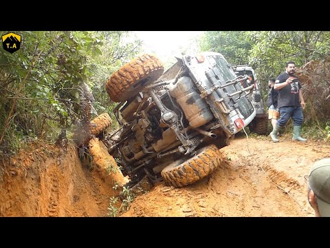 Tombada 4x4 Trail - EVERYONE LAY DOWN! - Troller T4 & Jeep Wrangler - Elite da Lama