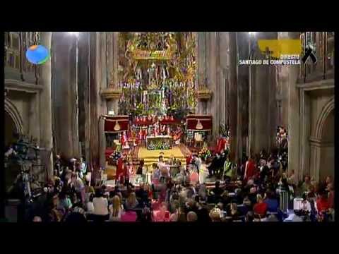 25/07/2013 SANTA MISA SANTIAGO APÓSTOL, REZO POR VICTIMAS ACCIDENTE FERROVIARIO DE SANTIAGO