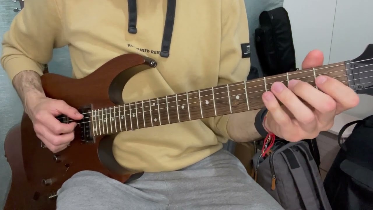 Guitarist playing Paul Gilbert's melodic To Be With You solo by Mr. Big