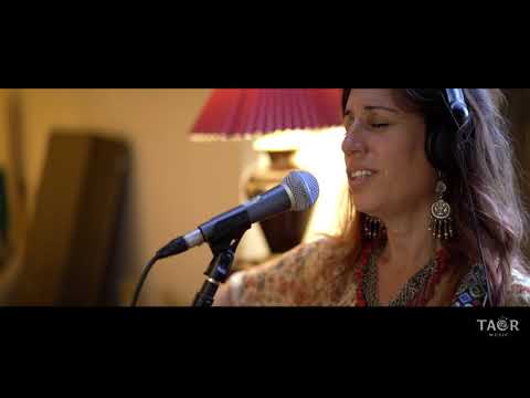 Sheffy Oren Bach - Gale Bi Maim / שפי אורן בך - גלה בי מים