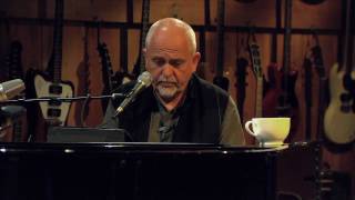 Peter Gabriel &quot;Here Comes the Flood&quot; on Guitar Center Sessions
