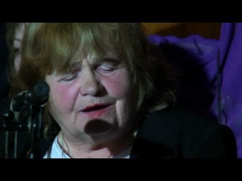 Austra pumpure - Dziesma par jautājumu