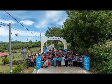 En El Carmen La Unión DOM entrega calles nuevas , cantones El Aceituno y Alto El Roble