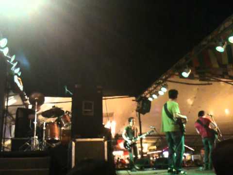 The Jerks' Sayaw sa Bubog played by Chikoy and D'Cheeklets...