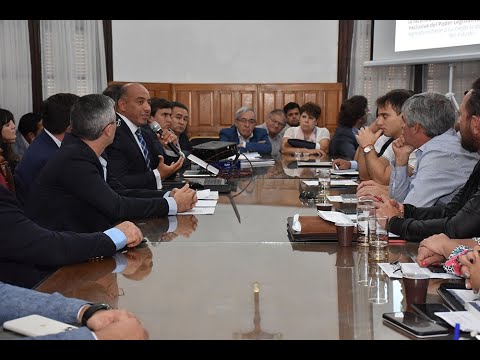 Ministro Dib Ashur en reunión con legisladores provinciales
