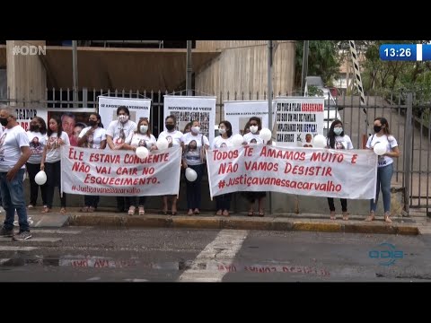 Familiares de viÌtimas de feminiciÌdio e violeÌ‚ncia domeÌstica se manifestam no TJ PI 29 09 2021