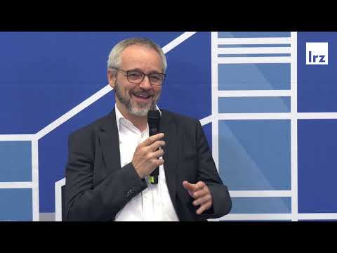 Am Rande des Wissensversums: Das LRZ im Dienste der Wissenschaft