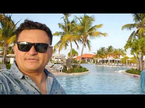 SALVADOREÑO Visita La Isla del Encanto PUERTO RICO