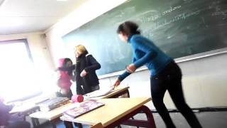 Meryem lance l'éponge a nawel