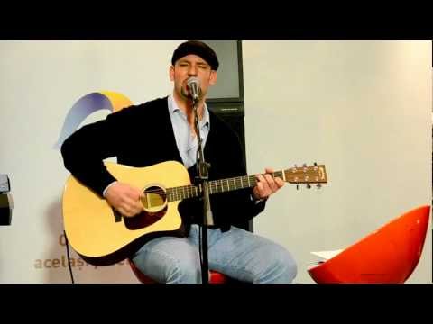 Liviu Nechita - Langa pian