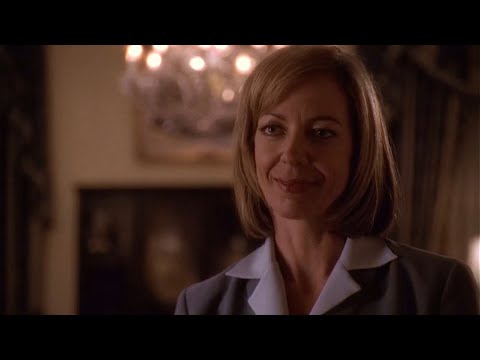 The West Wing – CJ Sees Right Through The President