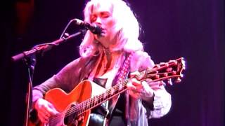 Emmylou Harris &amp; Mark Knopfler &quot;Red dirt girl&quot; 2006 Brussels