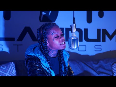 Oh She Raw 😭🔥 😂BIG TOPIC - Im Da Type | Plugged In Platinum Live Performance | with @LawaunFilms