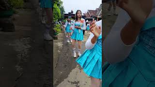 Download lagu Dengan lagu dangdut lawas, gemilang selalu siap di goyang mp3 Download lagu Dengan lagu dangdut lawas, gemilang selalu siap di goyang mp3