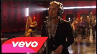 Hayden Panettiere - Dont Put Dirt On My Grave Yet - Music Video