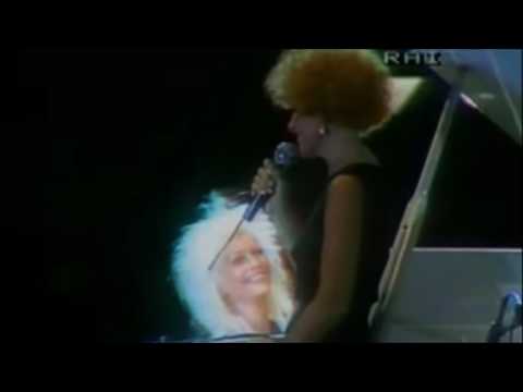 Patty Pravo & Ornella Vanoni - "Poesia" (Trento, 1985)