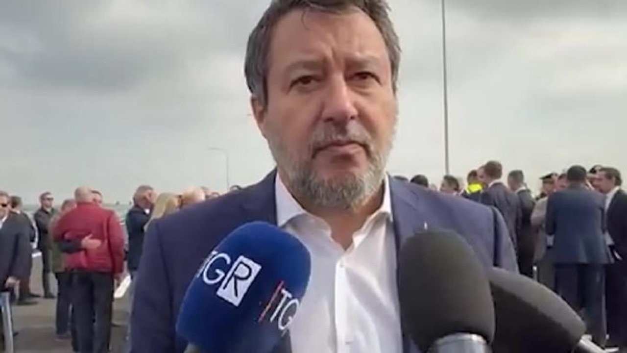 Salvini: Utili straordinari delle banche vanno tassati, quei soldi aiutano gli italiani